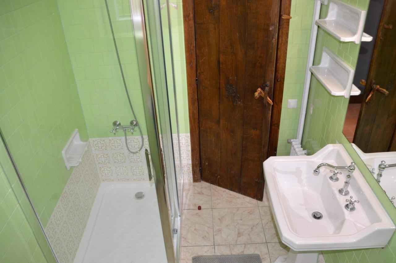 Refugi Del Esquirol Villa Sobremunt Luaran gambar